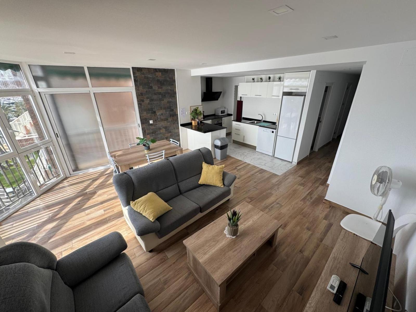 Apartamentos Playa Postiguet Аліканте Екстер'єр фото